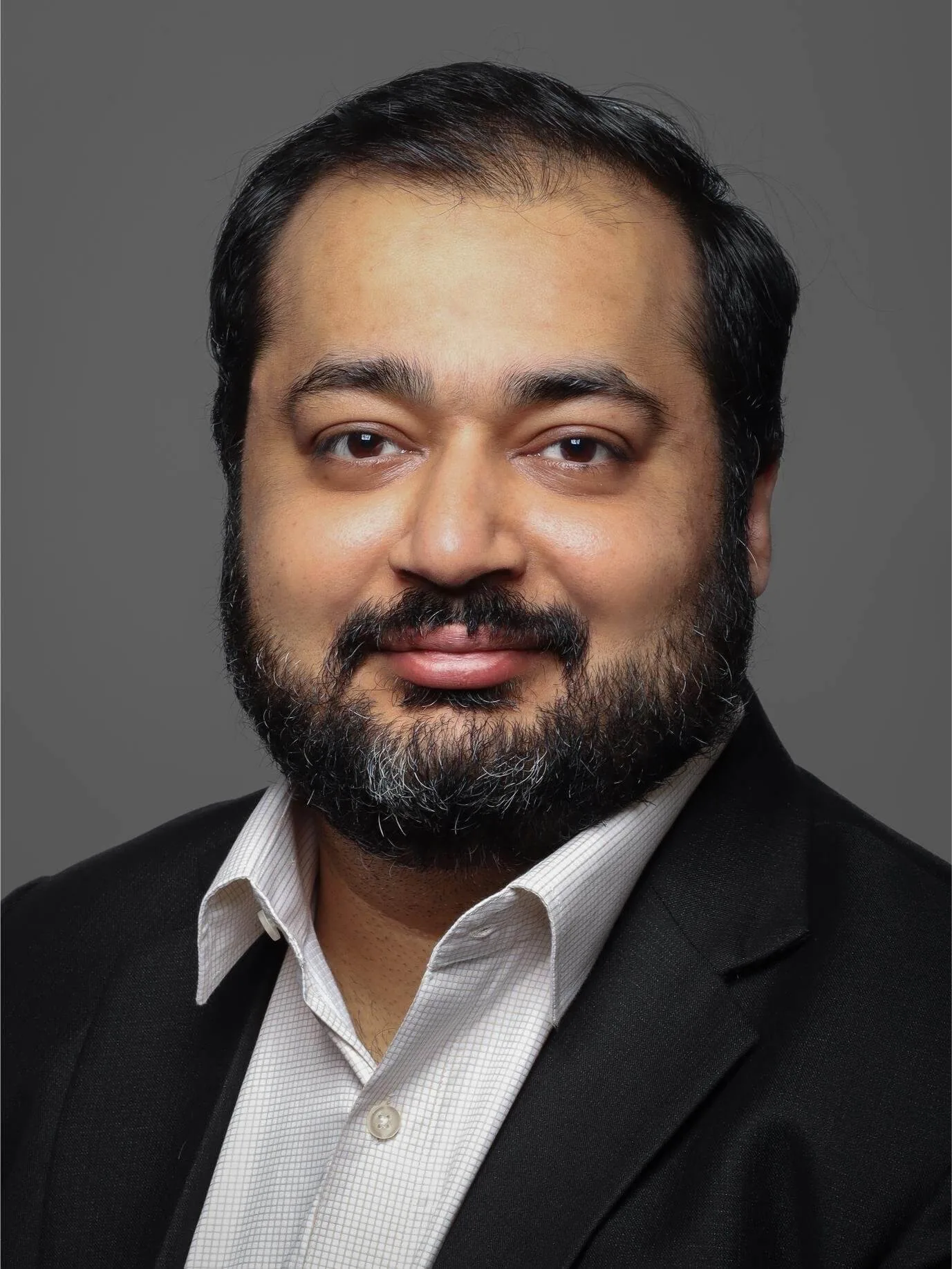 Portrait of Anshu Verma, VisionNext partner consultant in educational technology and AI